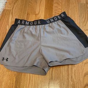 Under armors shorts want to sell for cheap